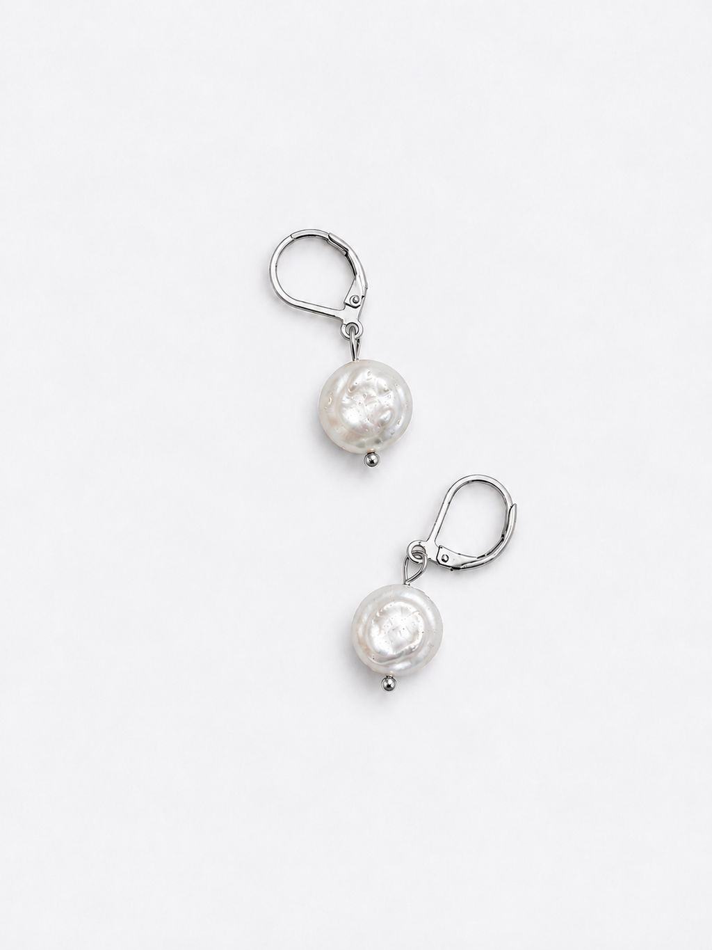 Stoowolf White Earrings
